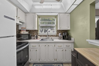 Rare first-floor corner end unit offering extra privacy - photo 14