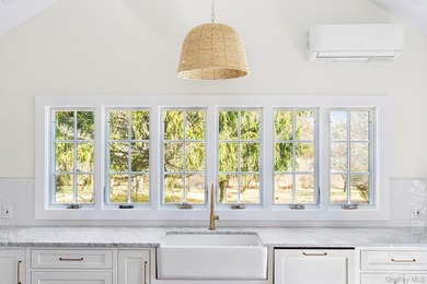 A Rare Opportunity to Own a Piece of Montauk History. Step into - photo 16