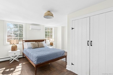 A Rare Opportunity to Own a Piece of Montauk History. Step into - photo 17