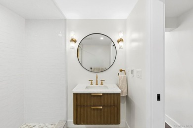 A Rare Opportunity to Own a Piece of Montauk History. Step into - photo 18