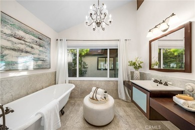 EXQUISITE WATERFRONT RESIDENCE ON HIGHLY COVETED HUMBOLDT - photo 20