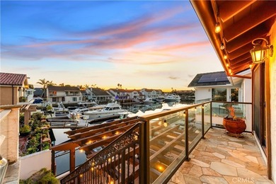 EXQUISITE WATERFRONT RESIDENCE ON HIGHLY COVETED HUMBOLDT - photo 21