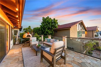 EXQUISITE WATERFRONT RESIDENCE ON HIGHLY COVETED HUMBOLDT - photo 23