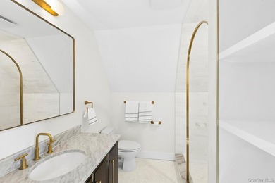 A Rare Opportunity to Own a Piece of Montauk History. Step into - photo 24