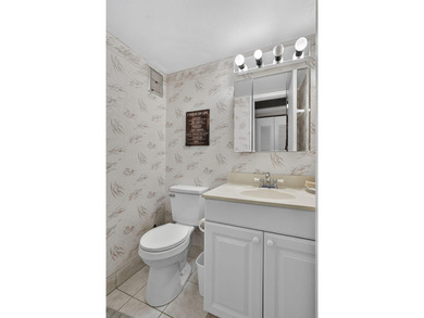 Rare first-floor corner end unit offering extra privacy - photo 24