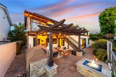 EXQUISITE WATERFRONT RESIDENCE ON HIGHLY COVETED HUMBOLDT - photo 28