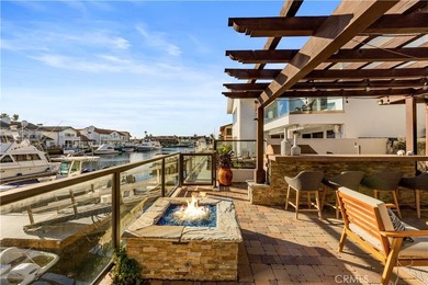 EXQUISITE WATERFRONT RESIDENCE ON HIGHLY COVETED HUMBOLDT - photo 31
