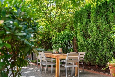 Tucked away in the heart of Kerrisdale, this tastefully - photo 34