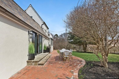 A Rare Opportunity to Own a Piece of Montauk History. Step into - photo 34