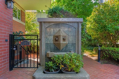 Tucked away in the heart of Kerrisdale, this tastefully - photo 36