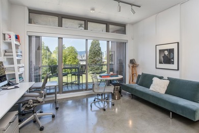 Set within South Granville Lofts, an iconic Live/Work building - photo 13