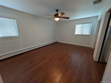 Expanded splanch single family includes 4 bedrooms, 2 & half - photo 16