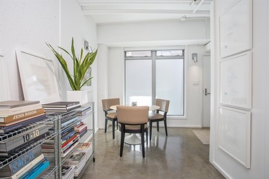 Set within South Granville Lofts, an iconic Live/Work building - photo 20
