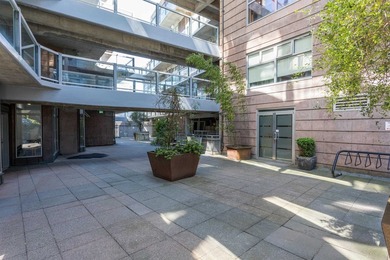 Set within South Granville Lofts, an iconic Live/Work building - photo 26