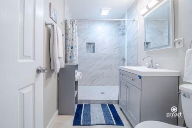 Rare Find 2 Bedrooms 2 Bathrooms (full size) + Laundry Room - photo 14