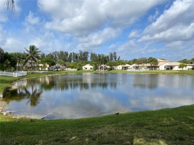 (private lake, pond, creek) Home For Sale in Miramar Florida