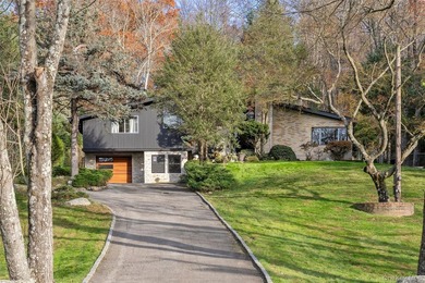 Highly sought-after Armonk school district! 3 bedrooms plus 1 - photo 2