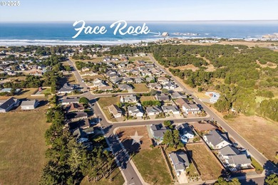 Located just blocks from the beach, this .23-acre corner lot in - photo 1