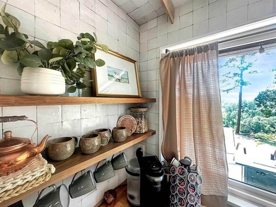 Additional listing photo 4