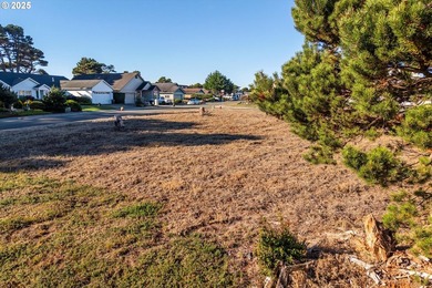 Located just blocks from the beach, this .23-acre corner lot in - photo 7