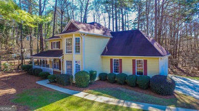 Fowler Lake Home For Sale in Fayetteville Georgia