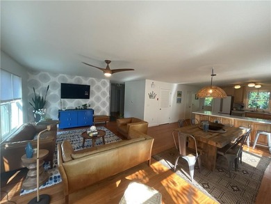 Immaculately maintained and ideally located in the heart of Old - photo 13
