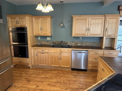 CUSTOM GOLF COURSE HOME on 2 replatted lots, on Indian Hills - photo 16