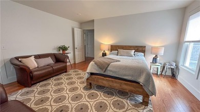 Immaculately maintained and ideally located in the heart of Old - photo 19