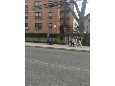 3 Br Coop in Far Rockaway, Maintenance $1,300( Incl Heat - photo 1