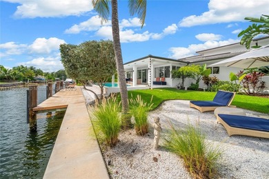 Miami Shores luxury waterfront home with 100-ft of protected - photo 6