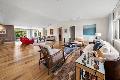 Miami Shores luxury waterfront home with 100-ft of protected - photo 9