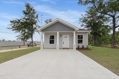 Age, sq ft, lot and room sizes are approximate. Seller will help - photo 2