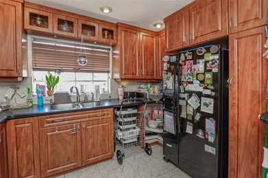 Charming 2 Bed, 2 Bath Villa in All-Age, Pet-Friendly Community - photo 12
