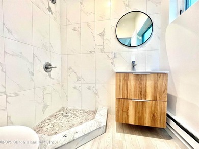Experience modern living in this beautiful new construction - photo 19