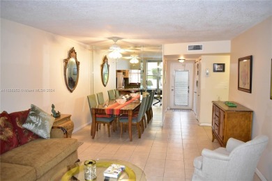 Lake Condo For Sale in Sunrise, Florida