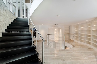 Perched on the 55th floor of the prestigious Trump Royale, this - photo 27