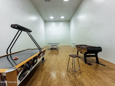 Here is your Dream getaway on North Carolina's Crystal Coast!