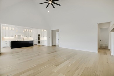 You'll feel right at home in this gorgeous 1-story design with 5 - photo 5