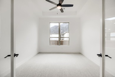 You'll feel right at home in this gorgeous 1-story design with 5 - photo 6