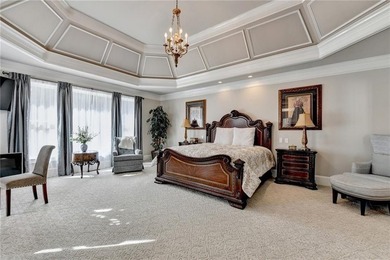 An extraordinary expression of luxury living, this magnificent - photo 38