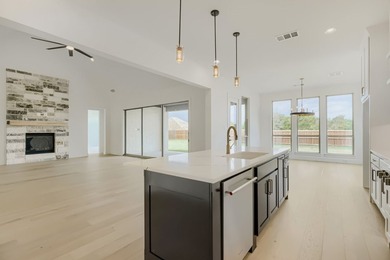 You'll feel right at home in this gorgeous 1-story design with 5 - photo 8