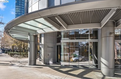 Immaculate Studio on 22nd Floor in the South Waterfront's John