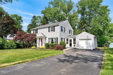 There's nothing like the Classic Irondequoit Colonial, and this - photo 4