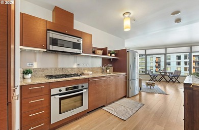 Immaculate Studio on 22nd Floor in the South Waterfront's John