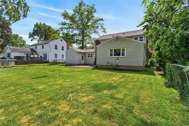 There's nothing like the Classic Irondequoit Colonial, and this - photo 9