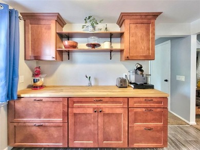 Welcome home to this 4 bdrm well-maintained home offering - photo 11