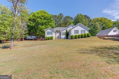 Welcome home to this beautifully maintained 3-bedroom, 2-bath - photo 1