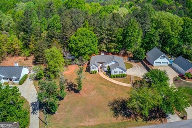 Welcome home to this beautifully maintained 3-bedroom, 2-bath - photo 3