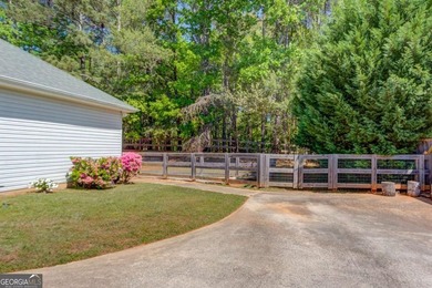 Welcome home to this beautifully maintained 3-bedroom, 2-bath - photo 5