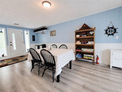 Welcome home to this 4 bdrm well-maintained home offering - photo 18